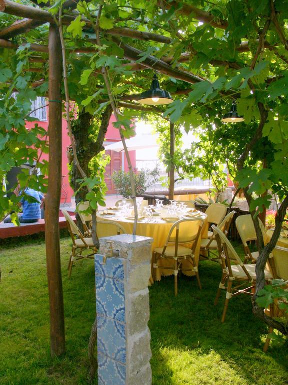 Albergo 'La Vigna' Procida Ngoại thất bức ảnh